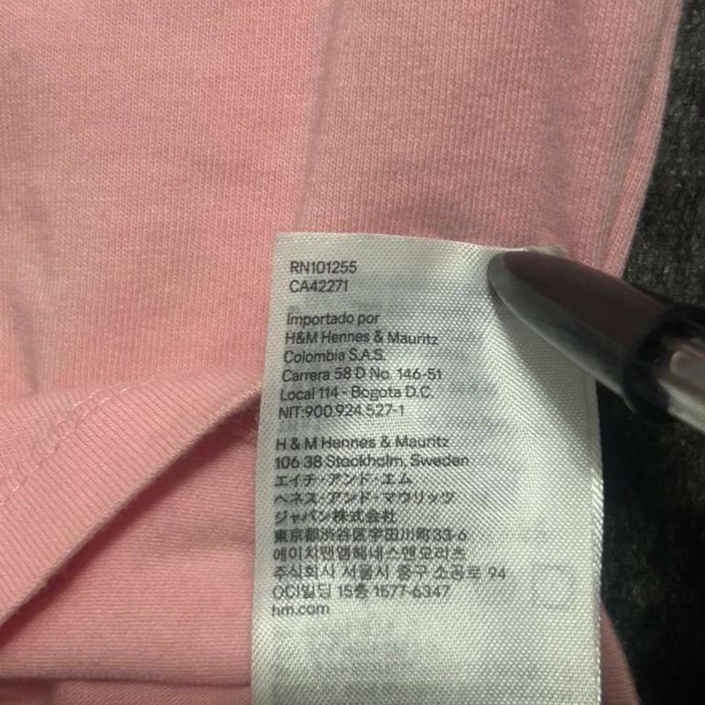 H&M Divided women’s Size XS Selena Gomez Pink Graphic Tee(A273)✨ - Picture 15 of 16